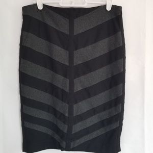 WHBM black and grey print, perfect condition S 8